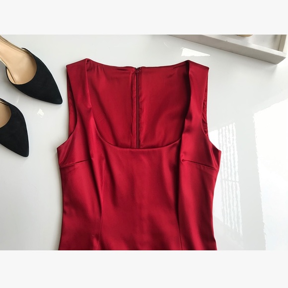 Red Dolce & Gabbana dress - Picture 4 of 8